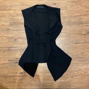 Zara flowy vest